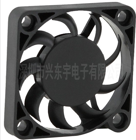 ◆安防設(shè)備散熱風(fēng)扇◆我的特點，一覽眾山小！?